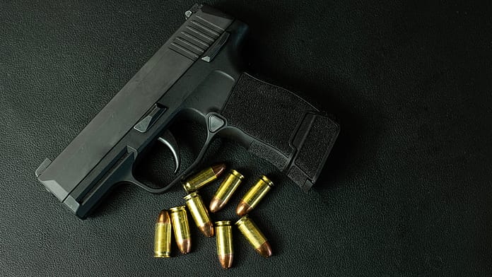 Taschenmunition: Schweizer Frauen wehren sich gegen Verleumdung!